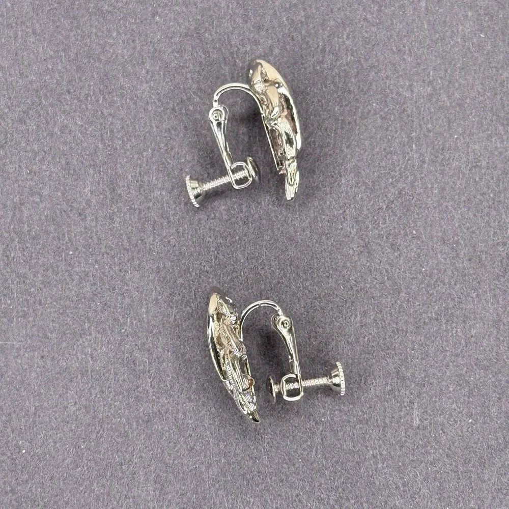 VTG Napier Silver Leaf Earrings Mid-Century Screw Back Clip On Botanical Jewelry - Picture 4 of 7